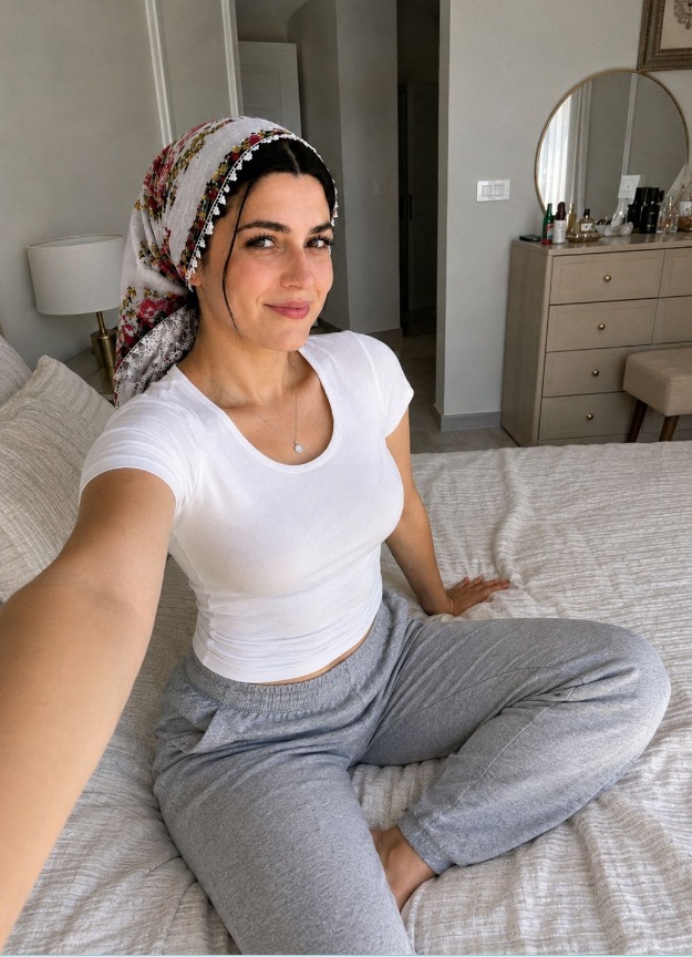 İlay telefonda konuşma kadını